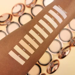 Makeup Revolution Conceal & Define Powder Foundation