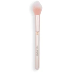 Makeup Revolution Create Soft Focus Brush R6