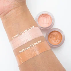 Makeup Revolution Eye Bright Under Eye Corrector Medium to Deep