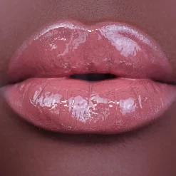 Makeup Revolution Lip Shape Kit Rose Pink