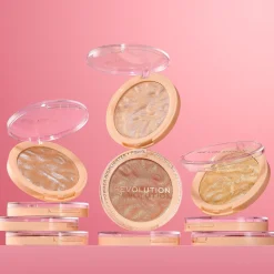 Makeup Revolution Reloaded Highlighter Dare to Divulge