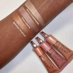 Makeup Revolution Superdewy Liquid Highlighter